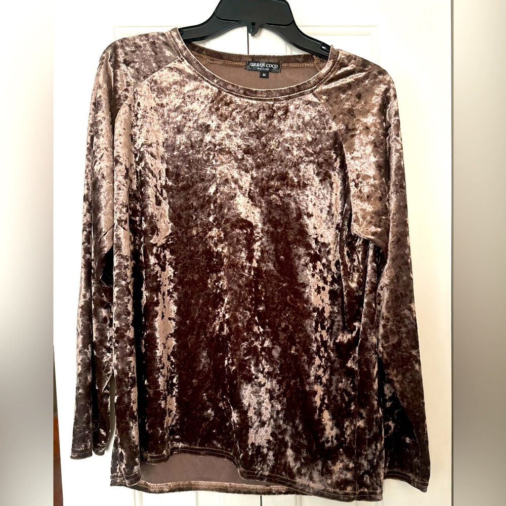 Cute Taupe colored velvet top-Amazon